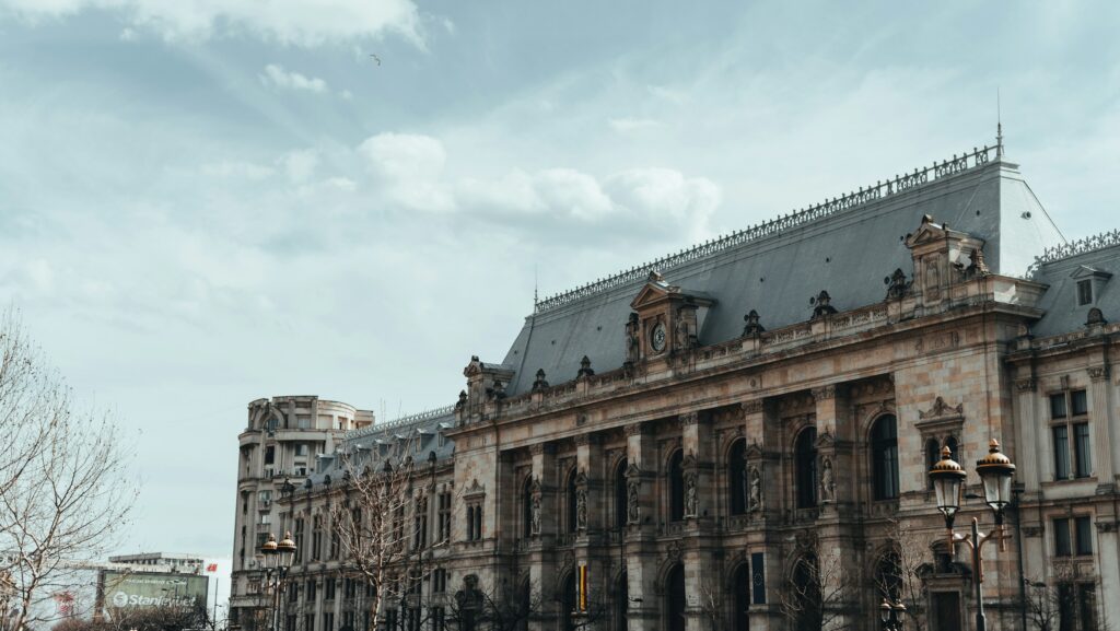 Foreign founder preparing to register an SRL company in Romania